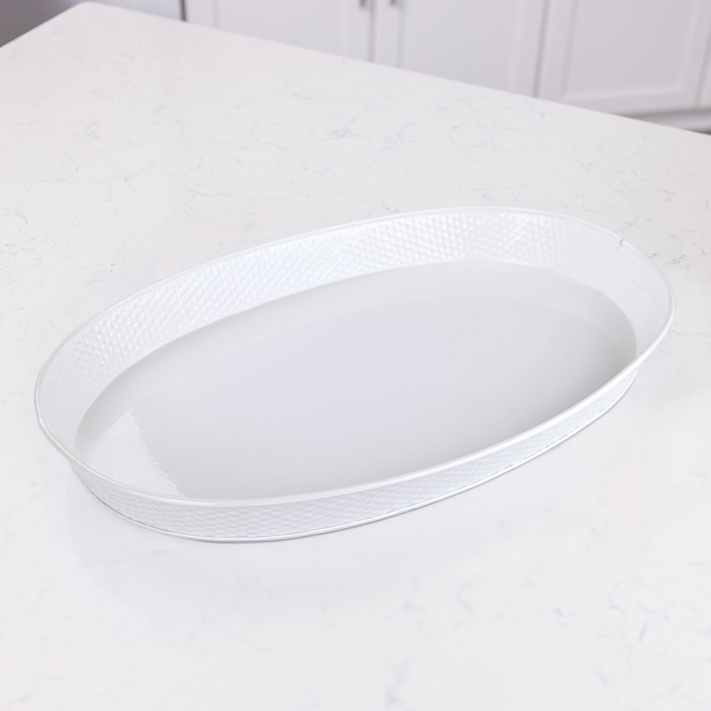 Serving Tray Hammered in White - Kingston